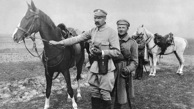 image of Kasztanka war horse