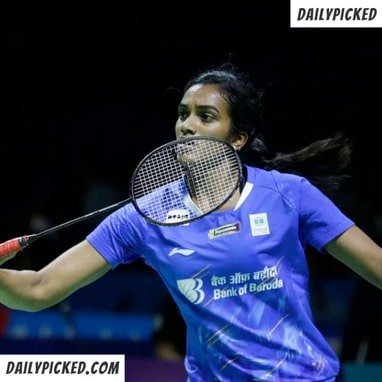 pv sindhu playing badminton